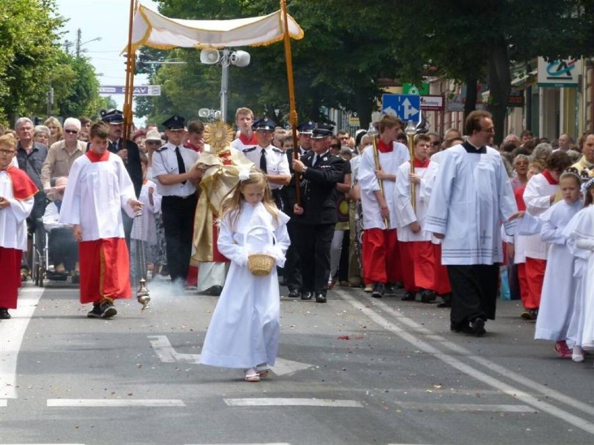 Procesje Bożego Ciała w epidemii. Kuria wydała komunikat. Jak będzie w Zduńskiej Woli?