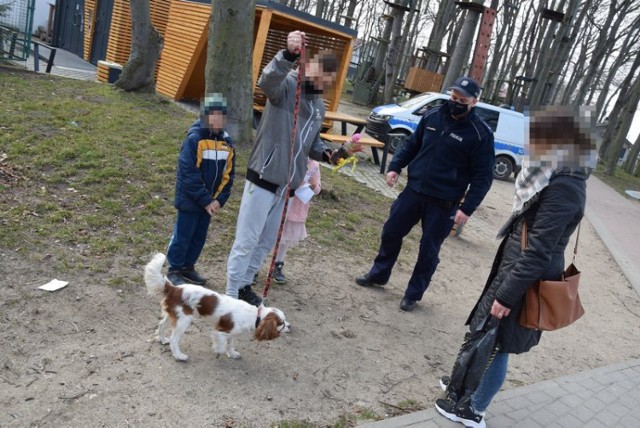 Dzielnicowi apelują do mieszkańców powiatu puckiego o dołożenie wszelkich starań i wykazanie szczególnej troski, aby ich pupile nie pozostawały bez opieki, a w szczególności nie biegały bez nadzoru po terenach ogólnodostępnych i uczęszczanych przez inne osoby.