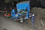 Gmina Pelplin. 27 - latek stracił panowanie nad pojazdem i uderzył w stojący samochód 
