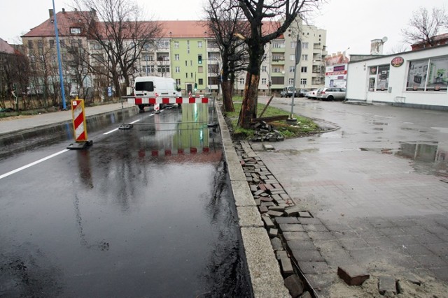 Remont ulic Asnyka i Marynarskiej na finiszu w Legnicy