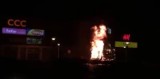 Samochodów dostawczy wybuchł przed Marino [FILM]