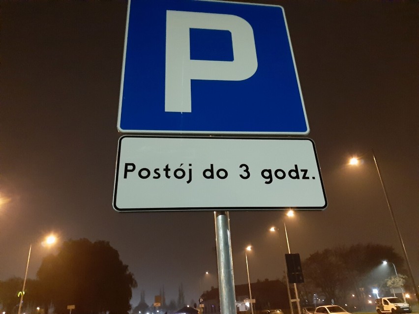 Koniec "reklamowego" parkingu w Szczecinku. Będą kolejne ograniczenia [zdjęcia]