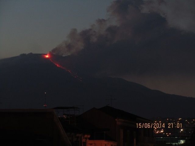 Etna, widok z Katanii

Zdjęcia: Bożena Zofia Kachel