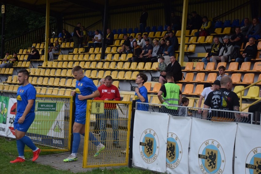 Derby Małego Trójmiasta dla WKS Gryfa Wejherowo. Gryfici pokonali Orkan Rumia 6:3. Udany debiut Doumbouya i Ziemanna