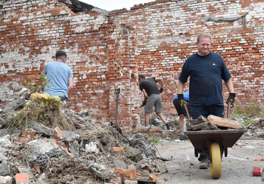 Porządkują historyczny obiekt byłego obozu Auschwitz-Birkenau