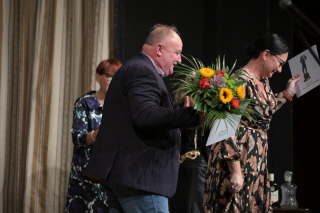 Robert Szych odebrał Nagrodę Aleksandra za zasługi dla grudziądzkiego teatru
