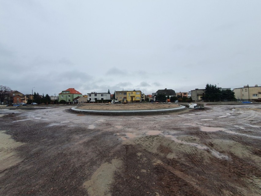 Jak wygląda plac budowy na rondzie przy Wolińskiej w Lesznie w połowie lutego 2022? 