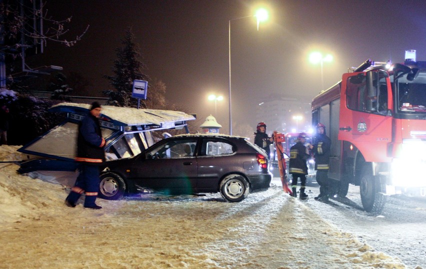 Wypadek na rondzie Barei w Krakowie
