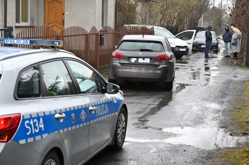 Akcja na Białogonie w Kielcach. Poszukiwany potrącił policjanta! [ZDJĘCIA]