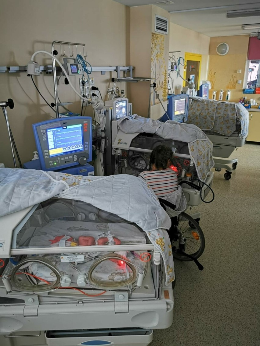 W szpitalu miejskim w Rudzie Śląskiej urodziły się trojaczki. Zobaczcie