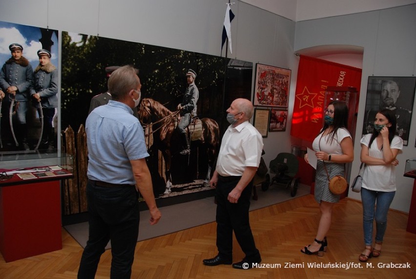 Wystawa o bohaterach walk o polskie granice w Muzeum Ziemi Wieluńskiej FOTO