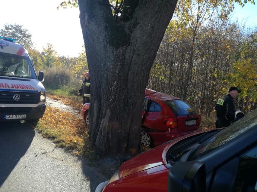 Wypadek w Leźnie - jedna osoba poszkodowana  ZDJĘCIA