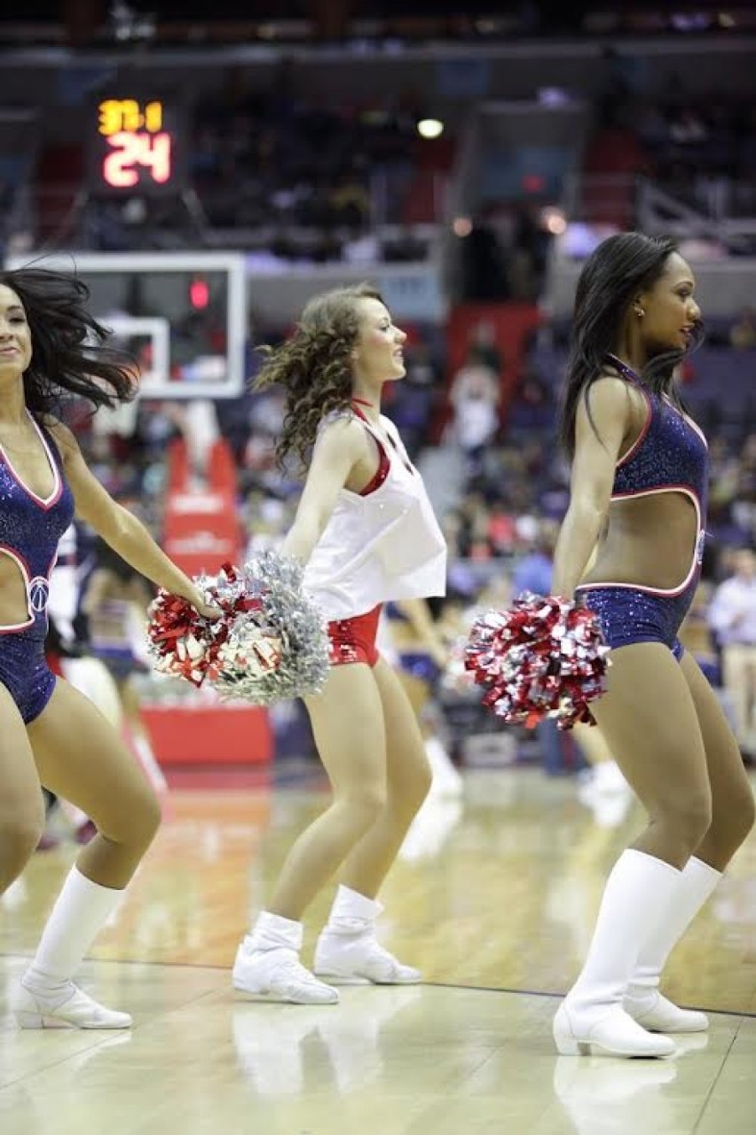 Cheerleaders Flex Sopot zatańczyły na meczu NBA w Waszyngtonie