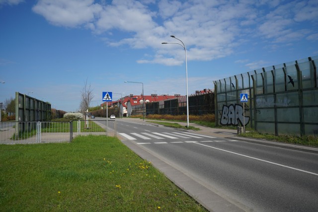 Zarząd Dróg Miejskich ogłosił przetarg na budowę sygnalizacji świetlnej na przejściu dla pieszych przez ul. gen. Maczka w rejonie ul. Niedzielskiego „Żywiciela”.