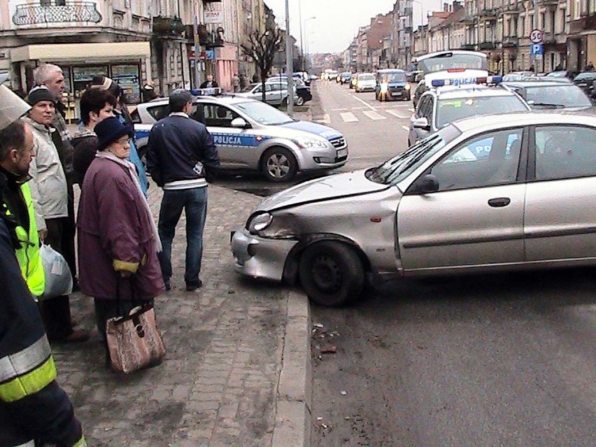 Kalisz - Wypadek na ulicy Górnośląskiej. Jedna osoba ranna