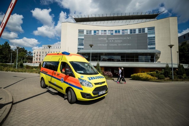 Planowe przyjęcia do Kliniki Nefrologii Nadciśnienia Tętniczego i Chorób Wewnętrznych w Szpitalu Uniwersyteckim nr 1 im. dr. A. Jurasza w Bydgoszczy zostały wstrzymane do najbliższego poniedziałku, 23 listopada.