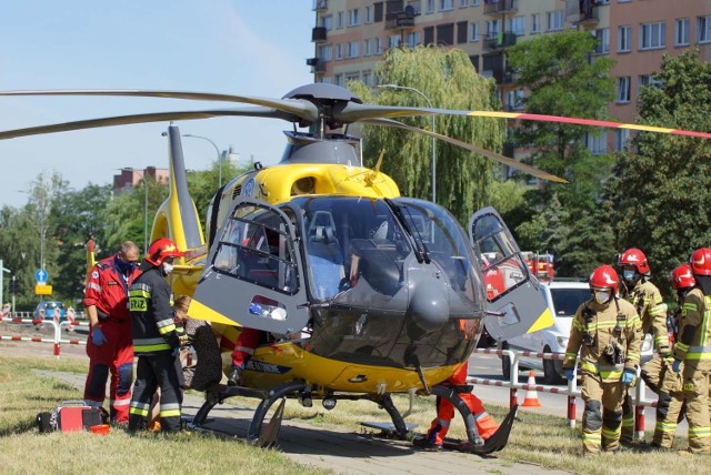 Kalisz: Śmigłowiec Lotniczego Pogotowia Ratunkowego lądował przy ulicy Podmiejskiej