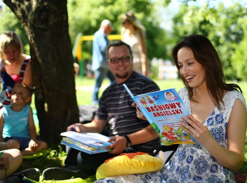 Magdalena Różdżka czytała dzieciom w Piotrkowie