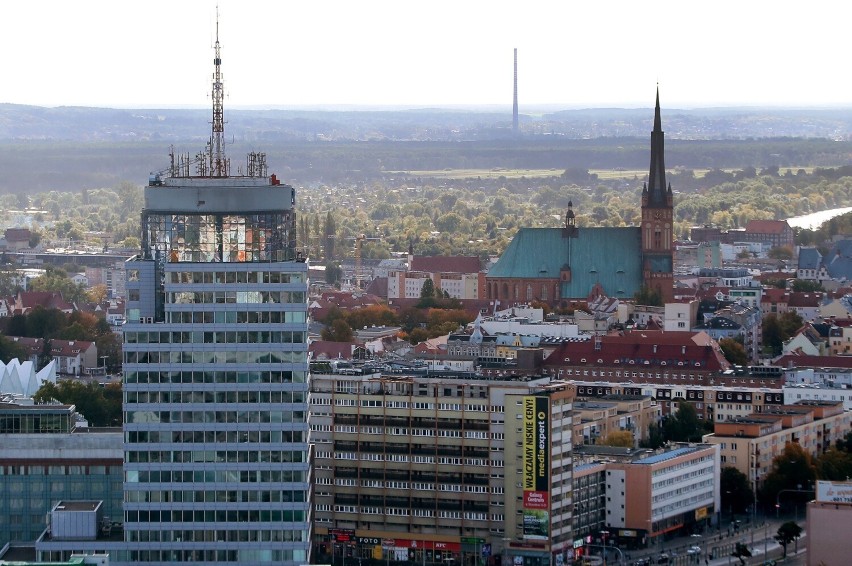 Widok na Radisson z ostatniego piętra Hanza Tower