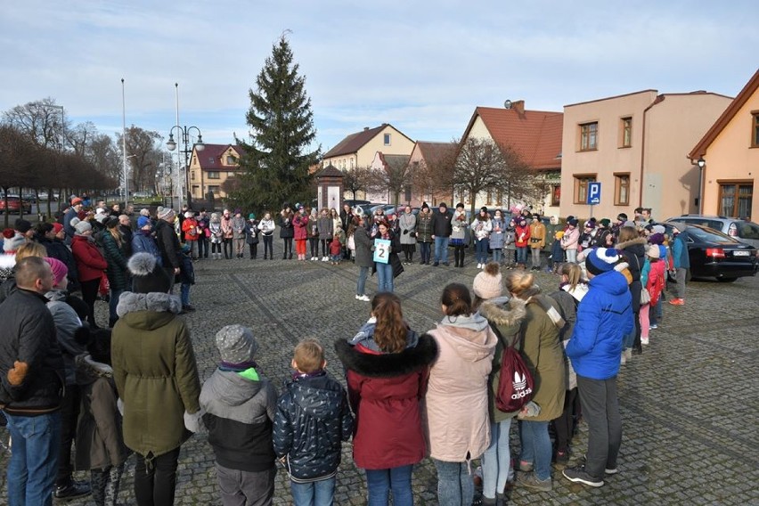 WOŚP 2020 powiat chodzieski. Żywe serduszko WOŚP w Budzyniu i w Szamocinie (ZDJĘCIA)