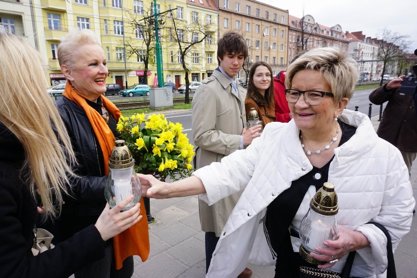 W Poznaniu upamiętniono 73. rocznicę wybuchu powstania w getcie warszawskim