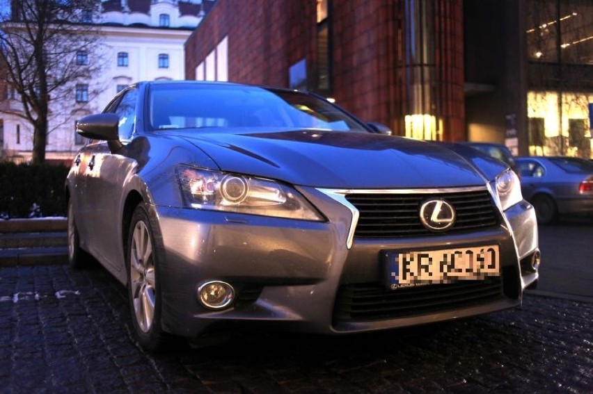 Prezydent Krakowa kupił nowy luksusowy samochód służbowy [ZDJĘCIA]