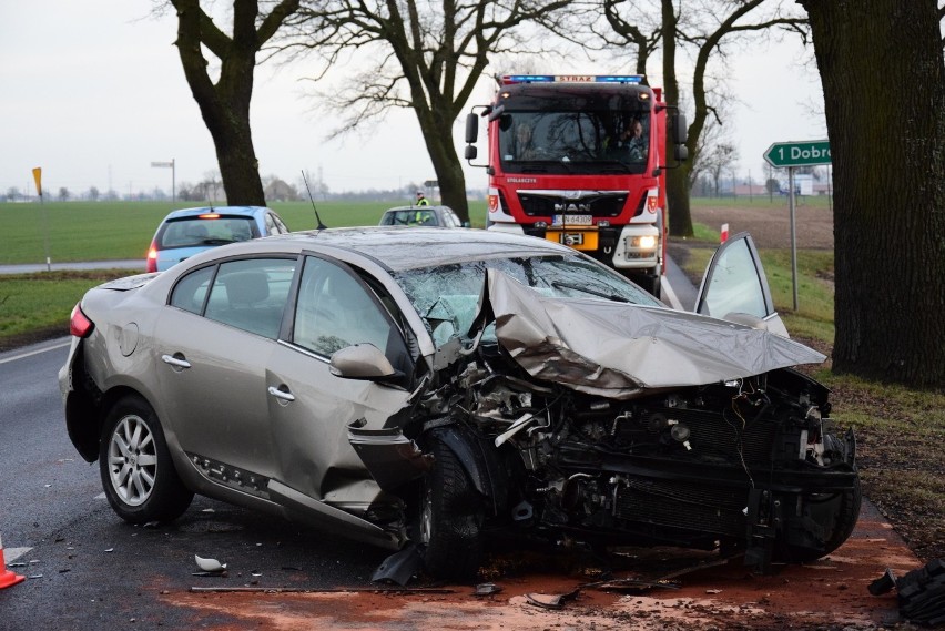 Około godziny 16.20 na drodze krajowej nr 25 pod Złotnikami...