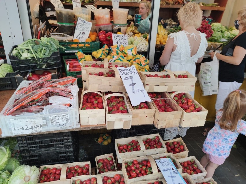 Sprawdź ceny warzyw i owoców w Częstochowie 

Zobacz kolejne...
