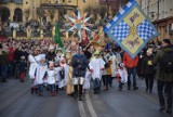 Orszak Trzech Króli 2020 w Tychach [ZDJĘCIA]. Na trasie dwór Heroda i walka dobra ze złem.