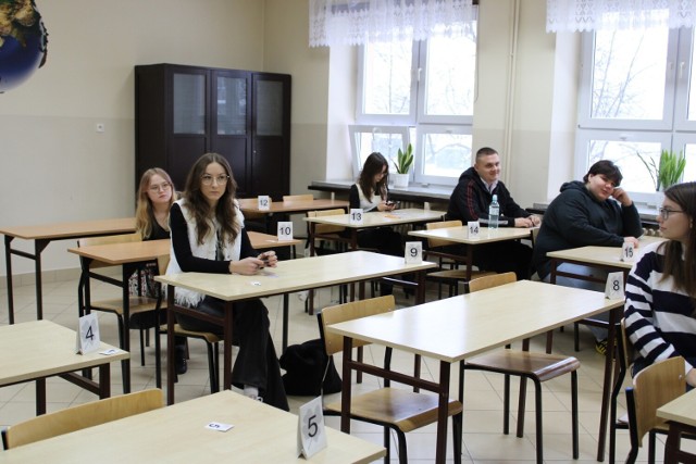 - Raczej egzamin z angielskiego na poziomie podstawowym nie będzie trudny – mówili uczniowie X Liceum Ogólnokształcącego w Radomiu.
