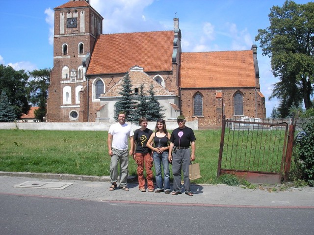 Ekipa badawcza w Nieszawie. Od lewej: Krystian Pisowicz, Ania Zelech, Paulina Adamska-Malesza, Zdzisław Kwasek.