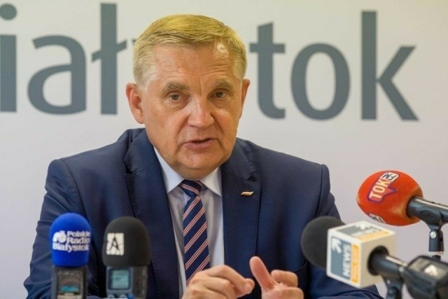 Prezydent Tadeusz Truskolaski ogłosił kolejne w tym roku nabory na stanowiska urzędnicze w Urzędzie Miejskim w Białymstoku