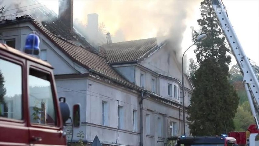 Spłonął dom wielorodzinny przy ul. Kryształowej w...