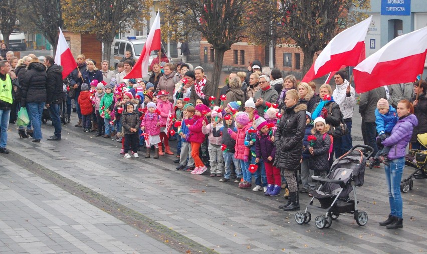 Żywa flaga w Pucku