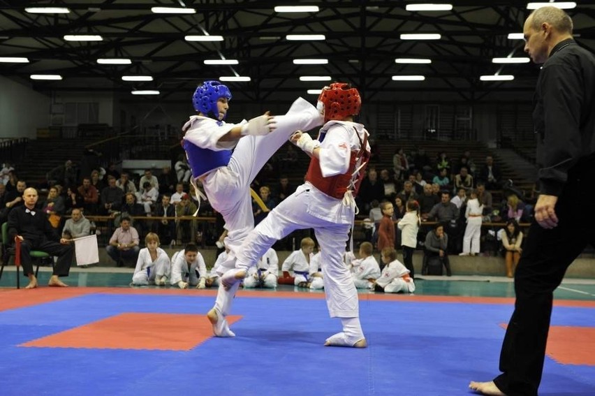 Sosnowiec: Turniej Mikołajkowy Karate Kyokushin w Hali Sportowej Milowice