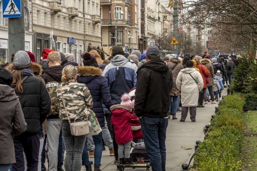 Chociaż akcja rozpoczynała się o godz. 11, pierwsza osoba...