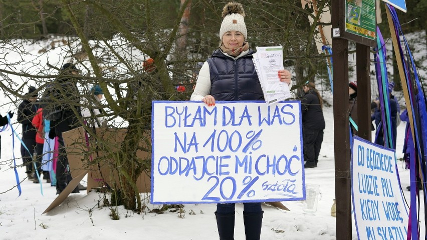 "Oddajcie wodę Sztole". Kilkadziesiąt osób na proteście...