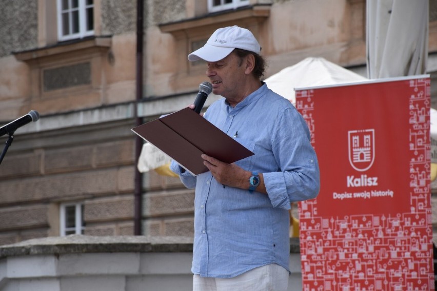 Kaliskie Miodobranie i Piknik Organizacji Pozarządowych na placu przy CKiS. ZDJĘCIA