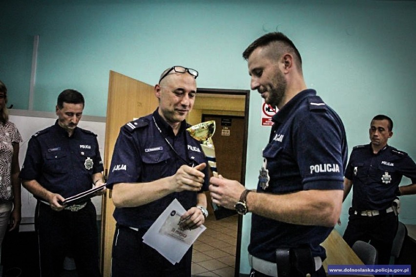 Paweł Kaczorowski jednym z najlepszych policjantów na Dolnym Śląsku! [ZDJĘCIA]