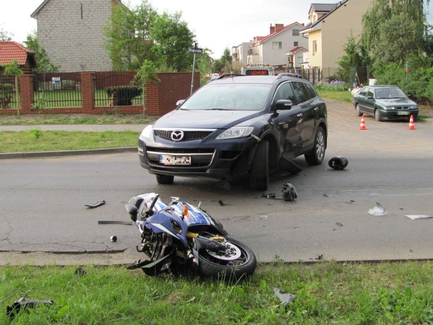 Śmierć motocyklisty na bydgoskim Czyżkówku [zdjęcia]