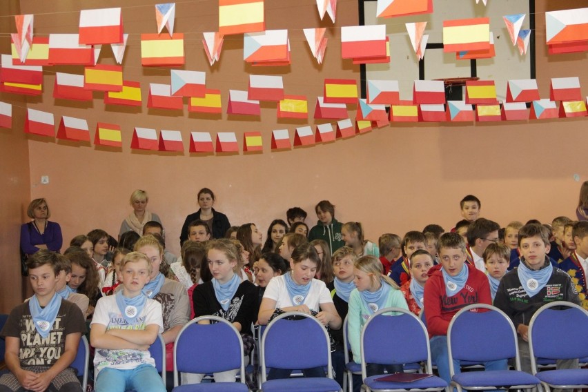 Uczniowie i nauczyciele z Czech i Hiszpanii odwiedzili...