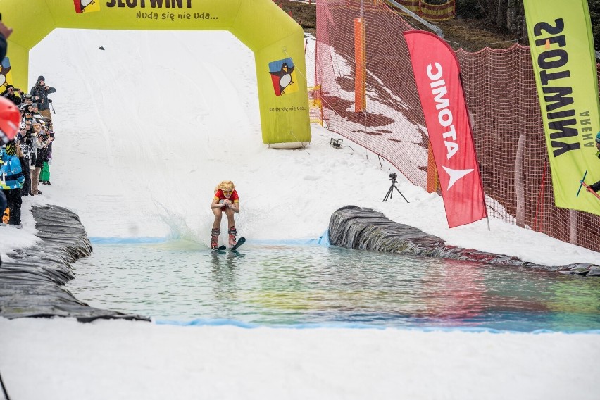 Krynica. Wróżka zębuszka i Flinstonowie. Splash, szalony zjazd po wodzie, czyli było mokro i zabawnie! 