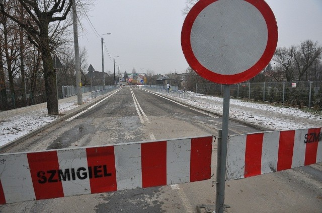 Jeszcze dziś w południe most był zamknięty