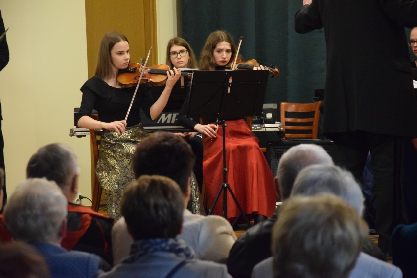 Koncert Żeńskiej Orkiestry Polskiej Grupy Górniczej w...