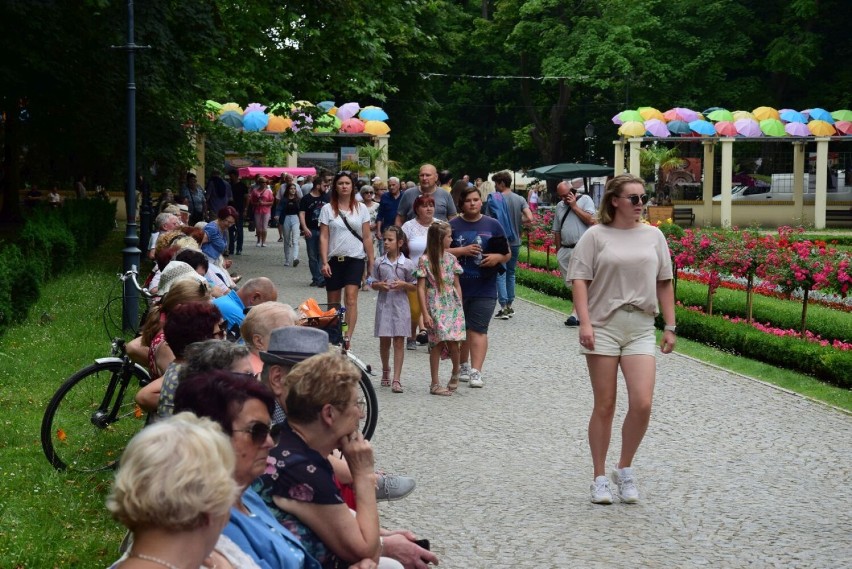 Piękna pogoda oraz liczne atrakcje sprawiły, że w niedzielę,...