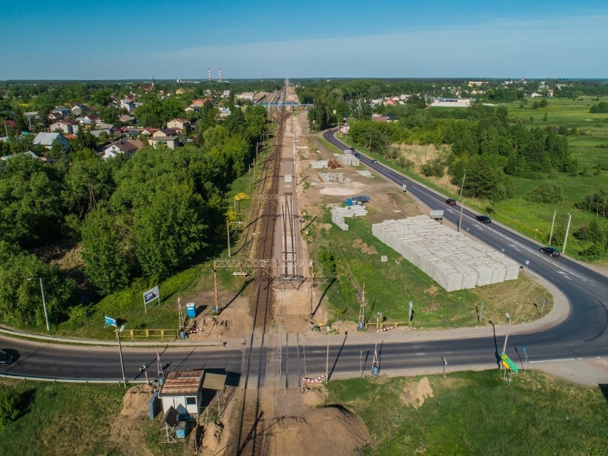 Wygodniejsze podróże

Na 35 km odcinku Sadowne - Czyżew...