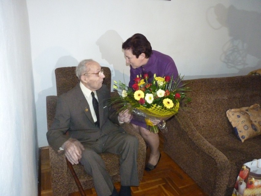 Prezydent Anna Milczanowska odwiedziła najstarszego mieszkańca Radomska