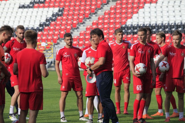 Radosław Mroczkowski poprowadził pierwszy trening Widzewa