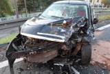 Wypadek w Turzy Śląskiej. Czołowe zderzenie i jedna osoba poważnie ranna