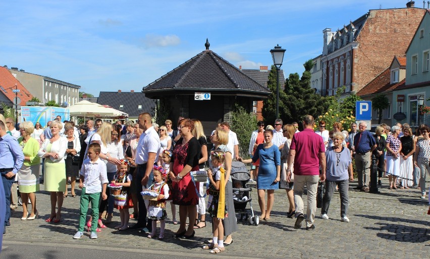 Zbąszyń. Uroczystość Najświętszego Ciała i Krwi Pańskiej, czyli Boże Ciało w Zbąszyniu 2017 [Zdjęcia]